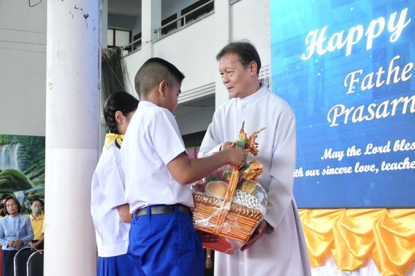 โรงเรียนปรีชานุศาสน์